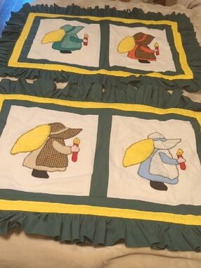 Sunbonnet Sue Appliqué Pillow Shams - Yellow & Green